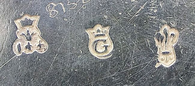 图6-1 仿早期法国银标的哈瑙伪标