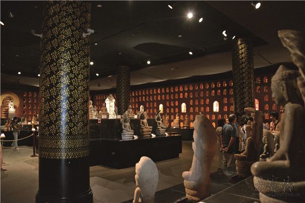 吴哥国家博物馆展厅一