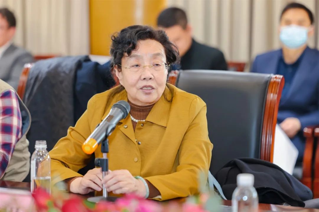 张改琴