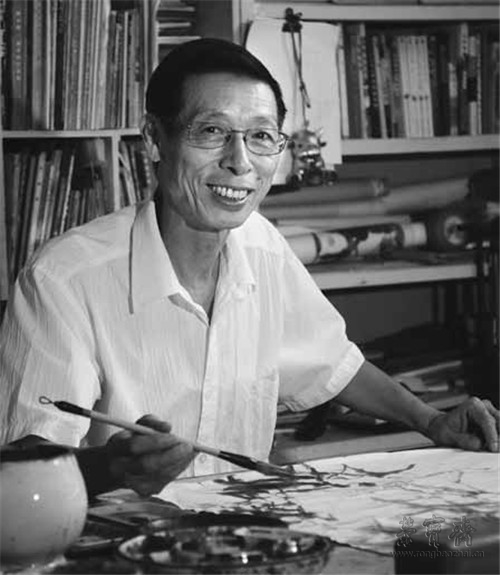 招炽挺