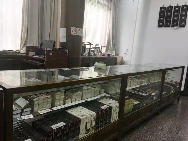 墨汁、墨块销售柜台