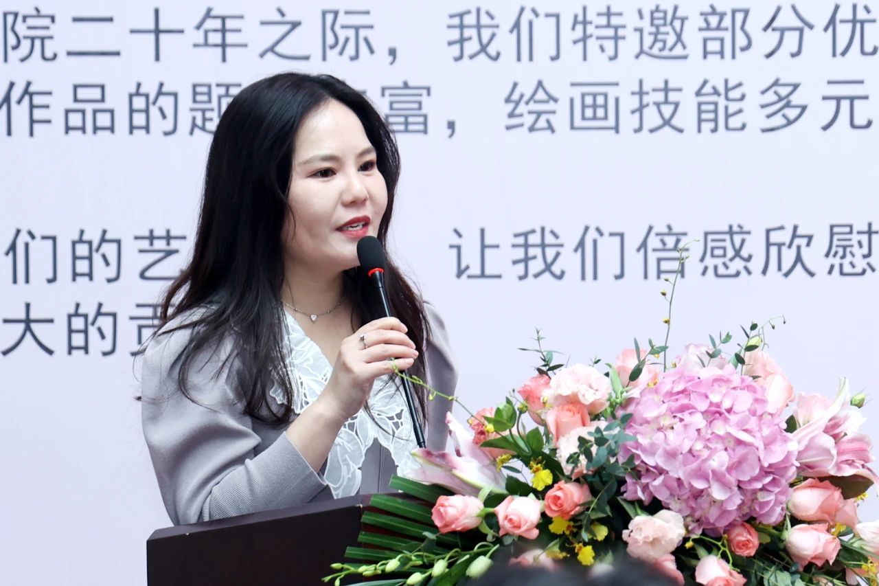 学员代表周鸣鹤致辞